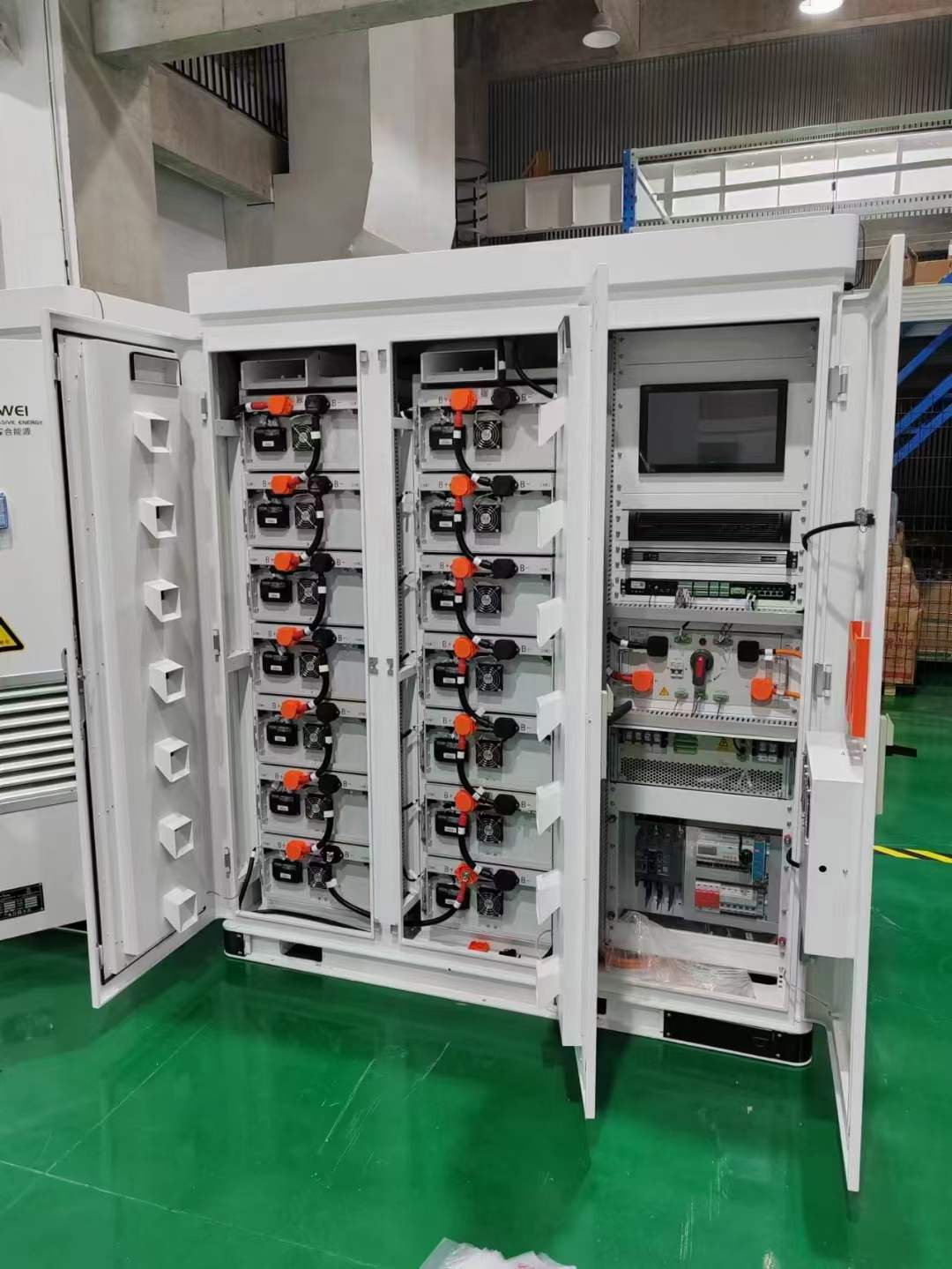 中小型工商業(yè)戶(hù)外柜式儲(chǔ)能系統(tǒng)